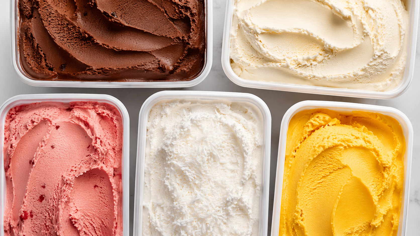 Variedad de cubetas de helado